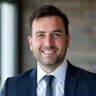 CEO Almufarrij - ekspert inwestycyjny
